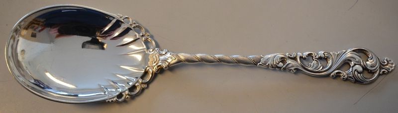 Dobbel rokokko: Anretningsskje 21,5 cm.