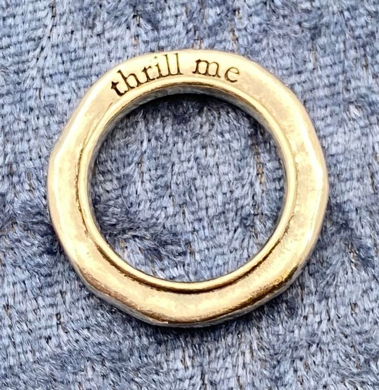 Ring designet av Bjørg i 925 sølv