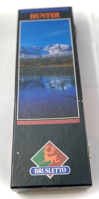 Hovedbilde Brusletto Hunter i originalt etui.