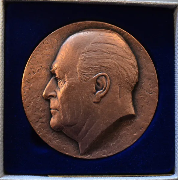 Hovedbilde Kong Olav V. 1978 (75 år) bronse