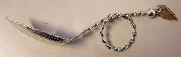 Hovedbilde Sukkerstrø skje 11,7 cm med blad.