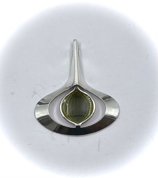 Hovedbilde Anheng i sølv med grønnfarget emalje Aksel ...